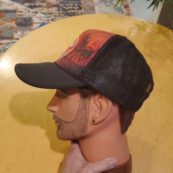 Vans Off The Wall Adjustable SnapBack Cap Black Mesh Foam Trucker Hat Palm Trees - Picture 4 of 8